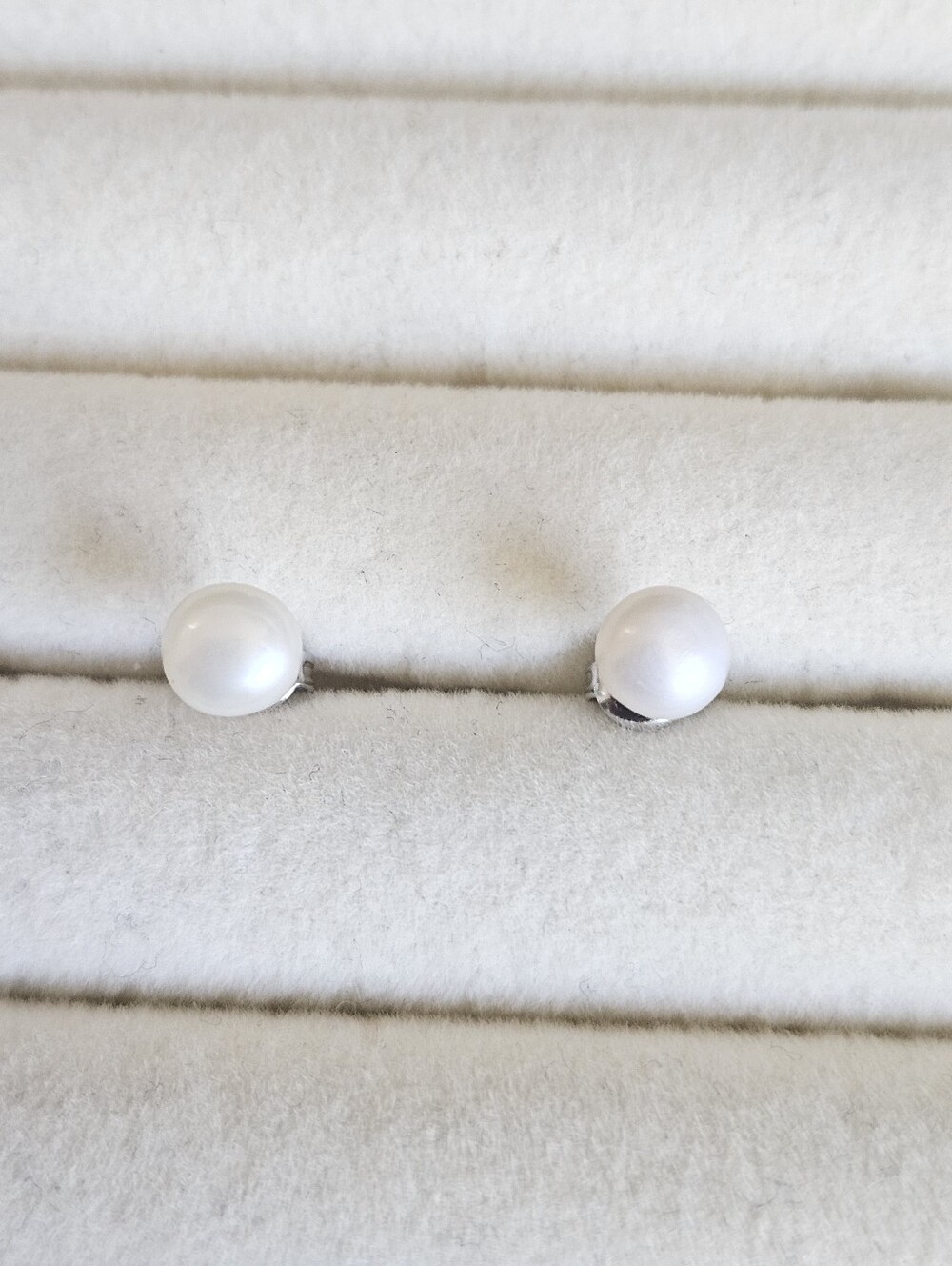 Classic White Freshwater Pearl Push Back Stud Earrings